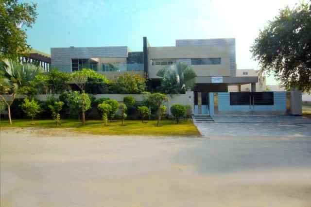 2 Kanal House for Rent in DHA Phase 5 Lahore